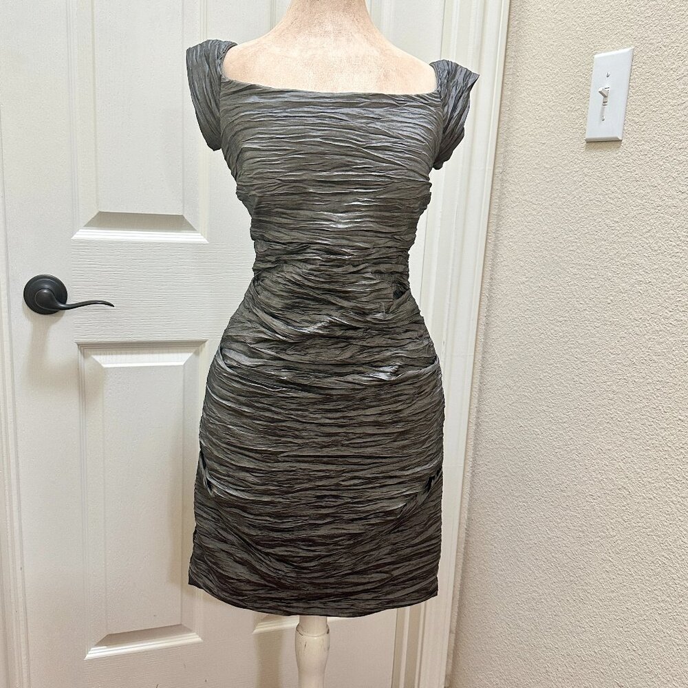 Jeanne Alexander Women's Ruched Crinkle Midi Dress Size 12 Metallic Silver Party